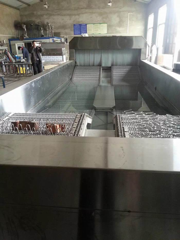 雙軌超聲波清洗機(jī)3